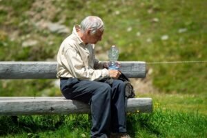 bulding a trust with dementia patients, dementia care at home 