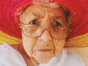 How to Care for Someone with Dementia at Home. Dementia care tips